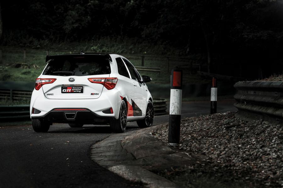  Toyota Yaris GRMN 2017 года  (фото 49 из 51)
